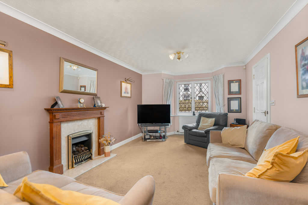 Astrop Gardens Kings Sutton